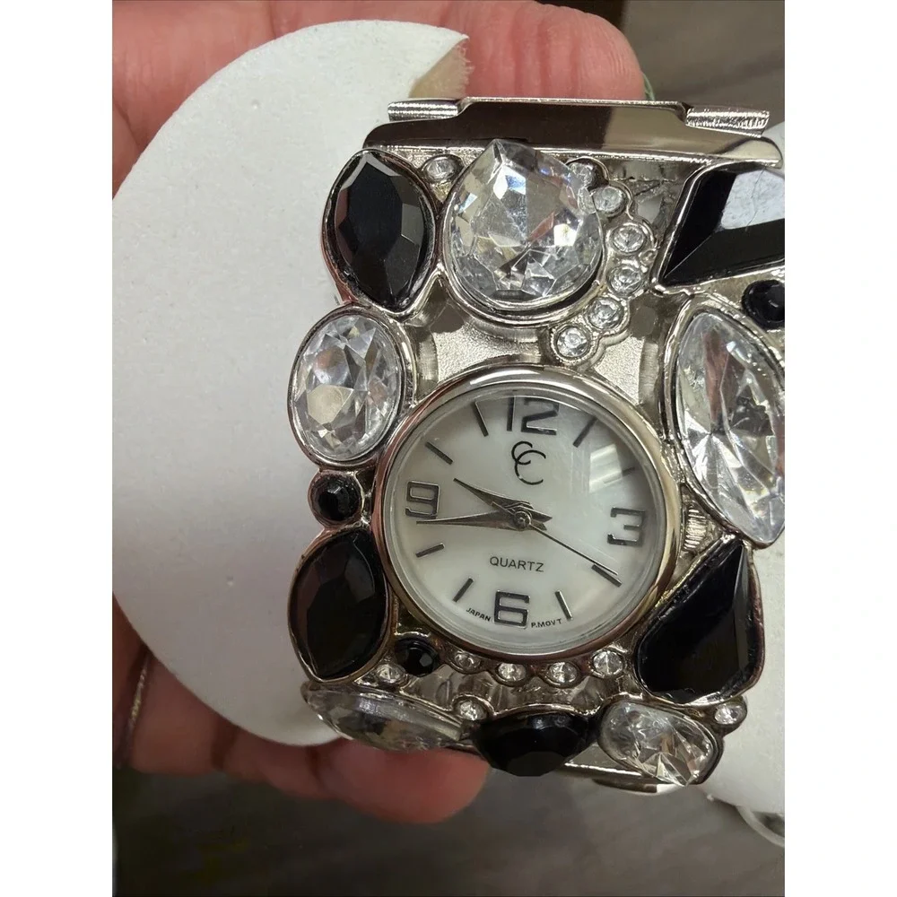 Charming Charlie Cuff Watch Lot 2 Black Green Rhinestone Statement  Watches‎